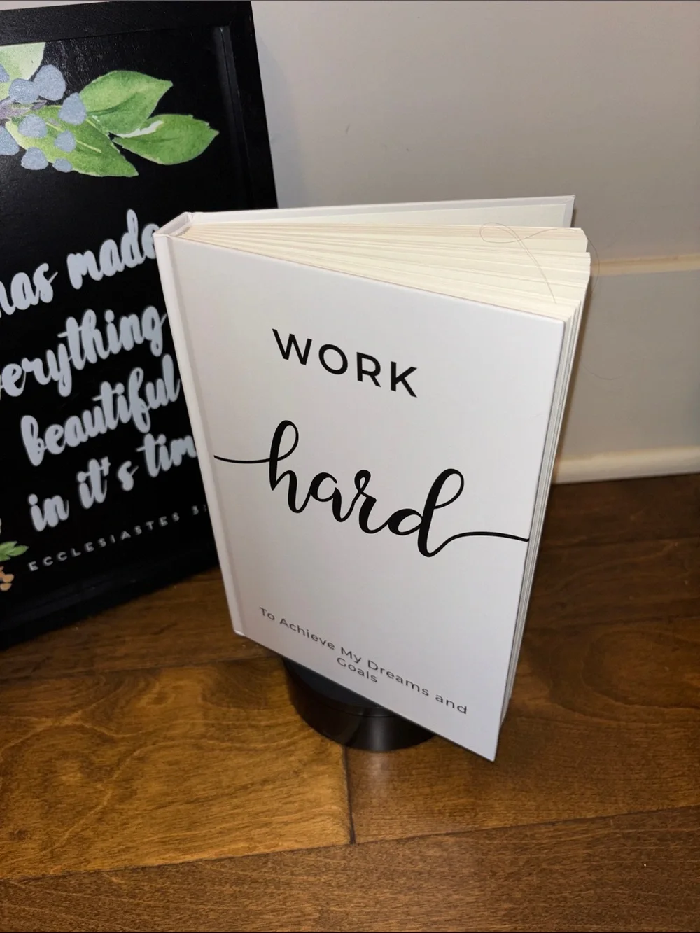Work Hard White Hardcover Inspirational Notebook/Sketch pad Jornal NIP